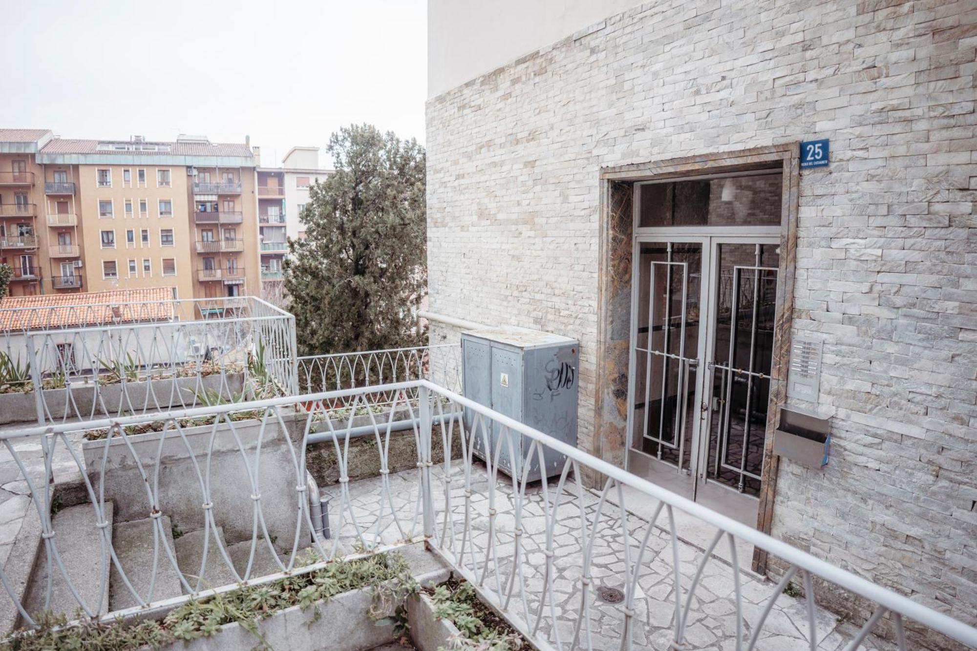 5Min Stazione Centrale Appartamento Con Terrazza Trieste Exterior photo